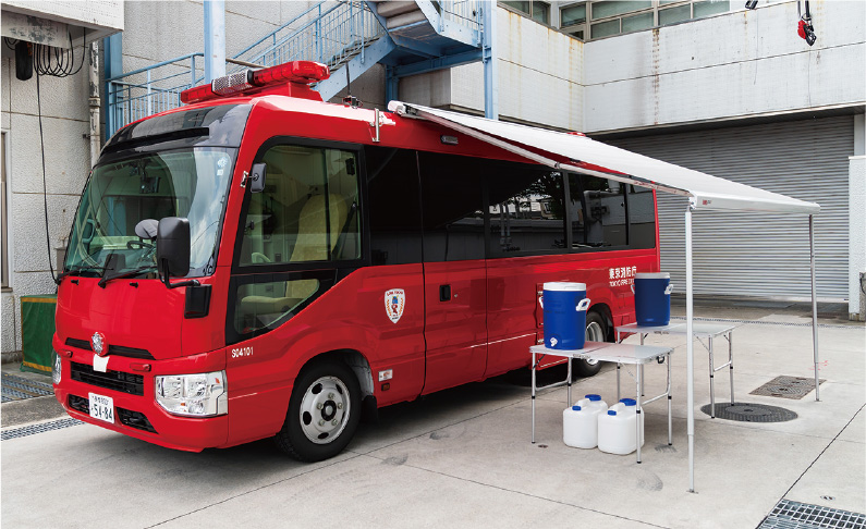 補給車