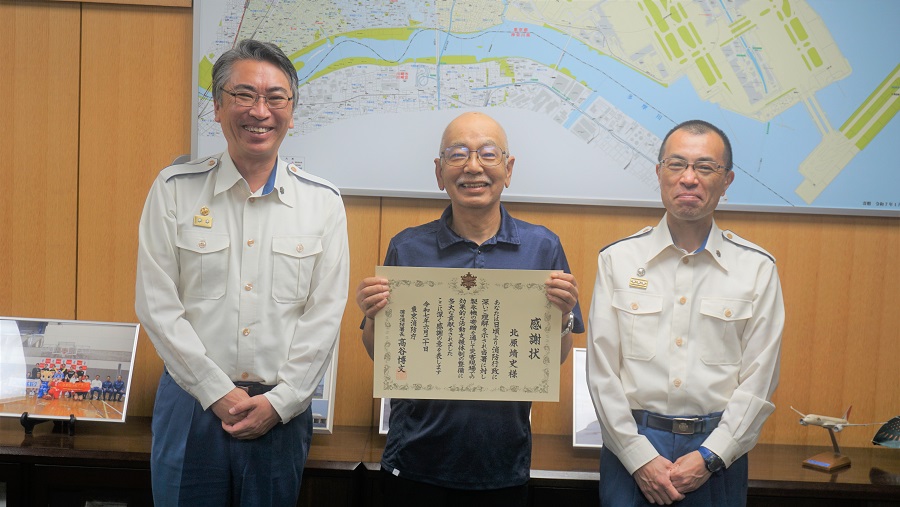 製氷機を寄贈していただきました