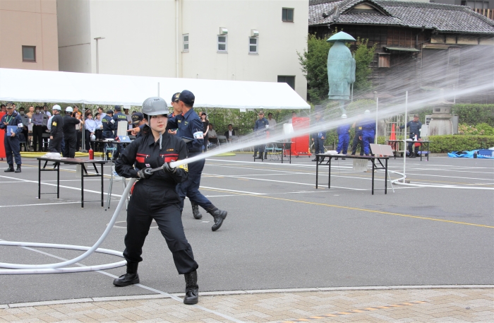 優勝）コートヤード・マリオット銀座東武ホテル　女子自衛消防隊