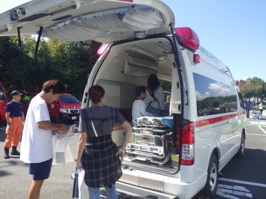 車両乗車体験（救急車）