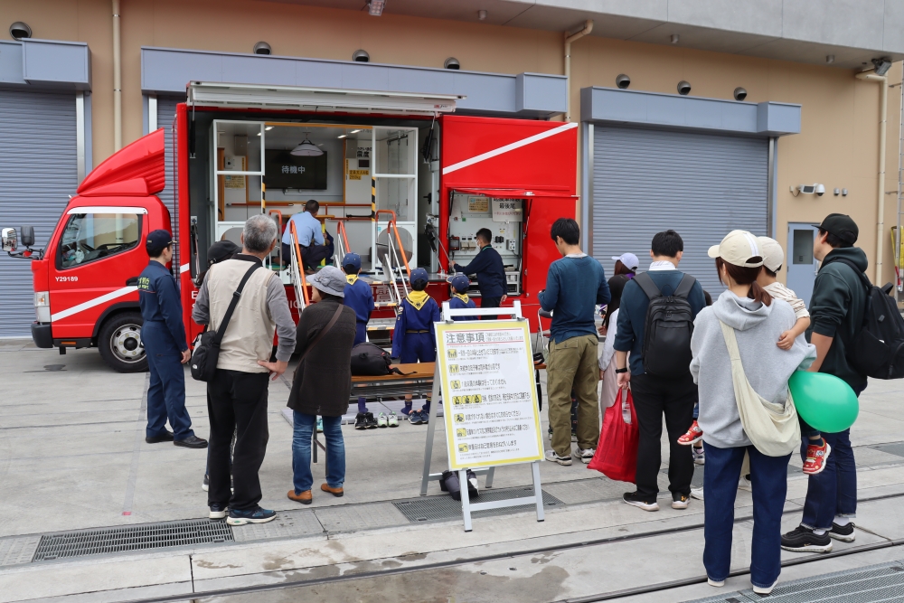 国分寺まつり起震車２