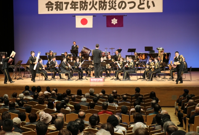 音楽隊の演奏の様子