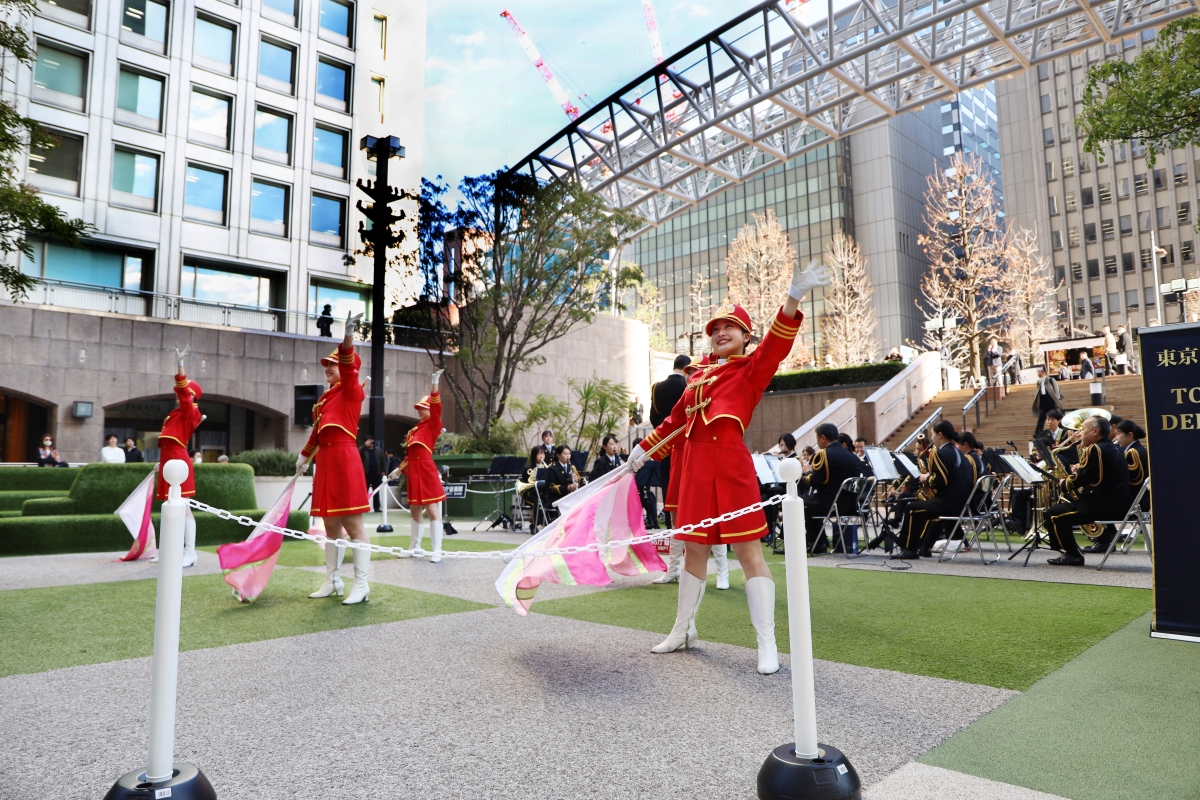 東京消防庁音楽隊およびカラーガーズ隊による演奏・演技