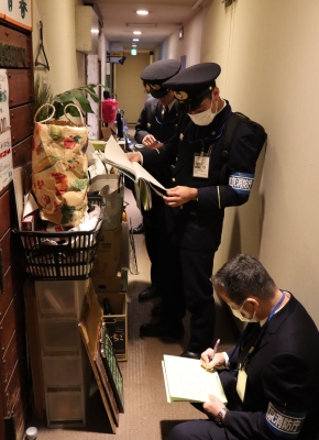 繁華街一斉立入検査