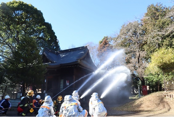消防演習の写真　令和7年二宮神社消防演習の様子