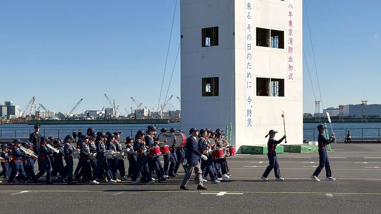 深川消防団行進