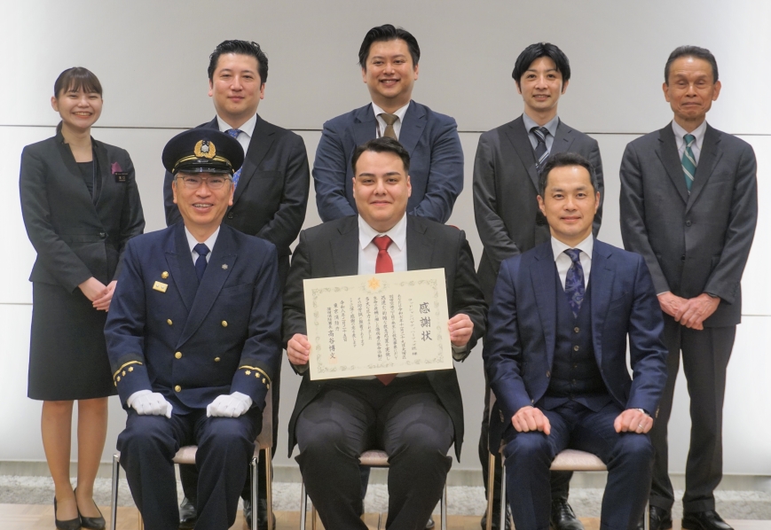 的確な救命対応に蒲田消防署長から感謝状を贈呈