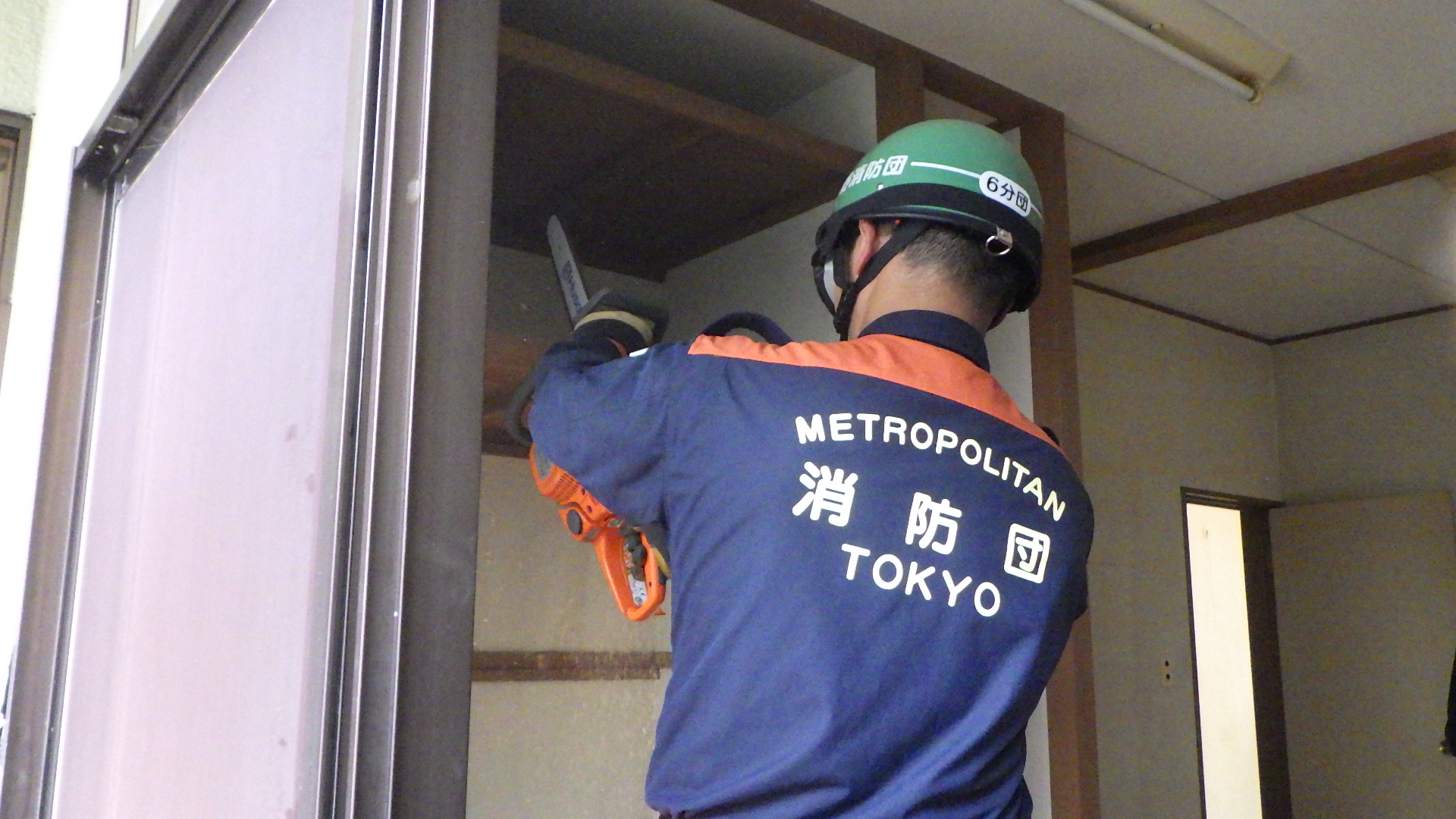 チェーンソーを活用した切断訓練
