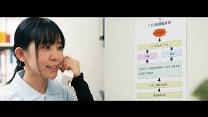 画像：通報をしている様子