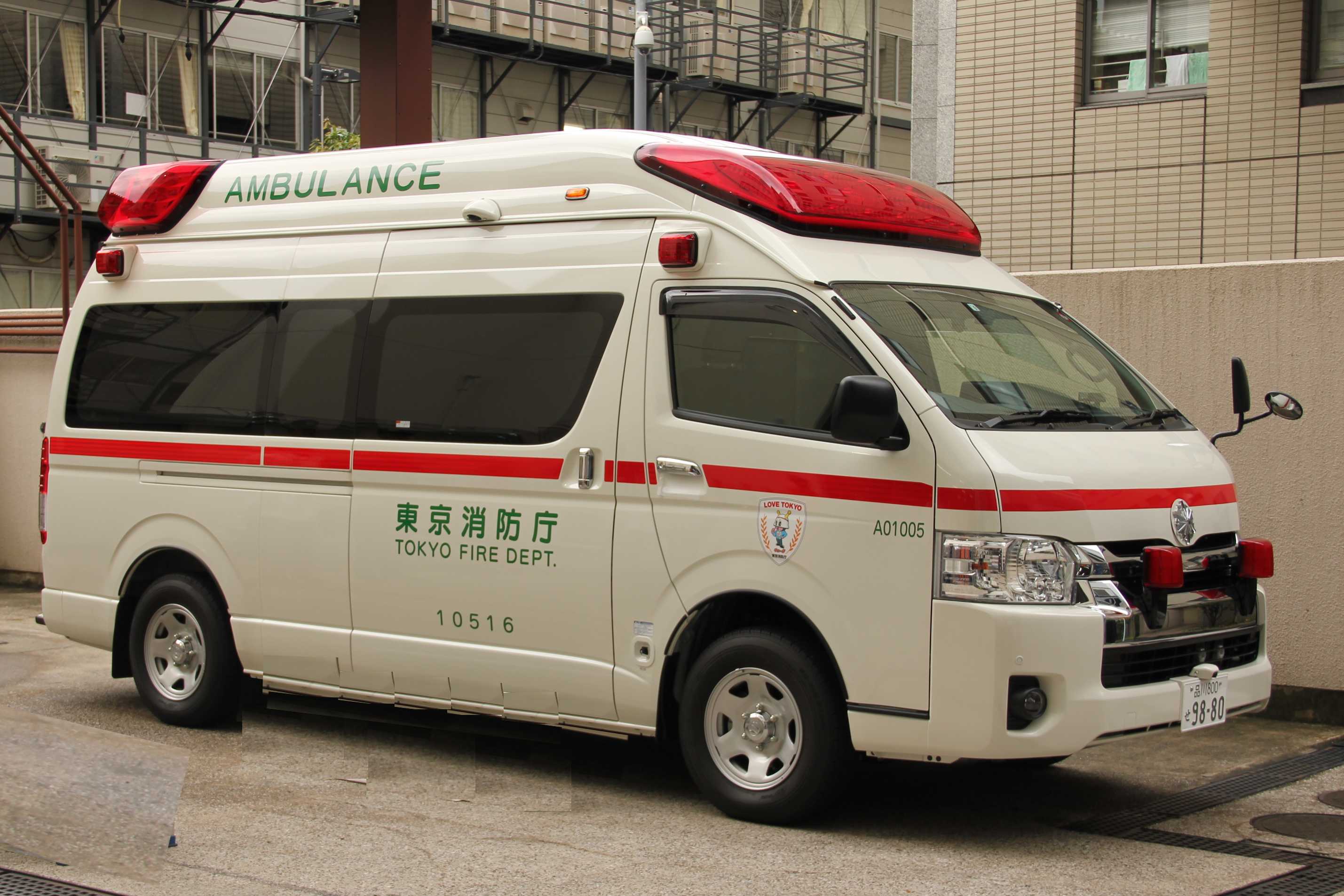 日本橋救急車