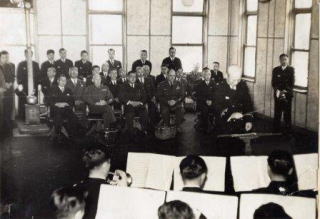 昭和27年 リッジウェイ連合国軍最高司令官音楽隊訪問