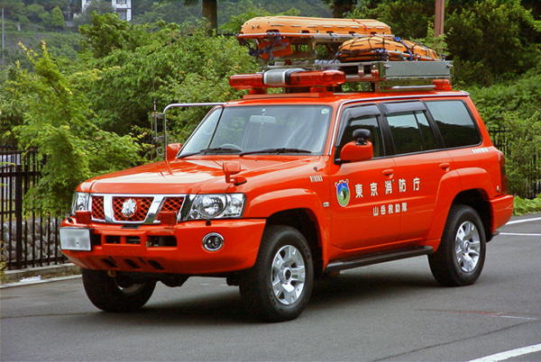 山岳救助車